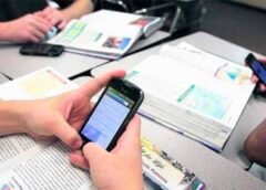 Escuelas Vs. Teléfonos móviles: la nueva batalla en las aulas