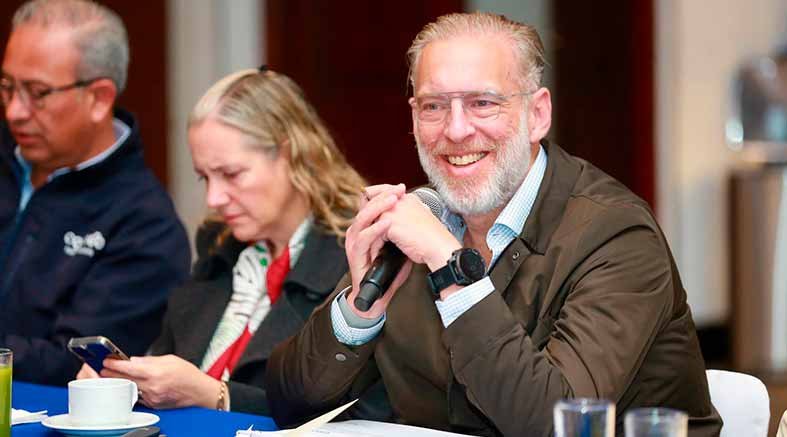 Presenta Marco Del Prete balance ambiental 2025