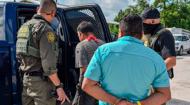 EE.UU. continuará con las redadas migratorias 2 EE