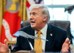 Trump amenaza con aranceles a quien venda armas a Irán