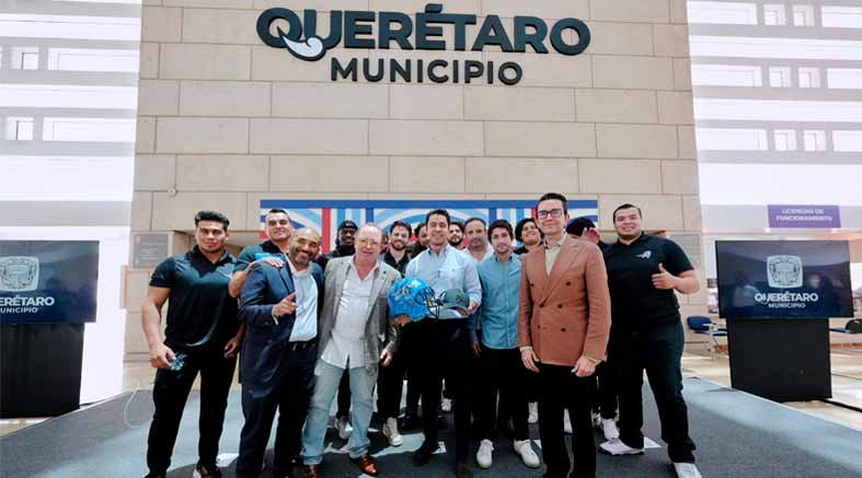 con el equipo