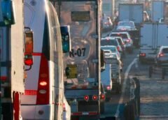 Campesinos y transportistas amagan con bloqueos en las 3 sedes del Mundial
