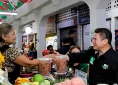 Astudillo va por un programa integral para mercados y tianguis