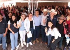 Luis Nava entrega apoyos del Programa de Coinversión Social en Amealco