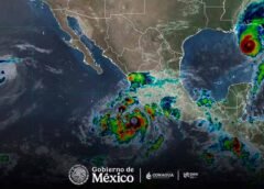 ‘Simon’ se intensifica mientras ‘Isaías’ se aleja de México
